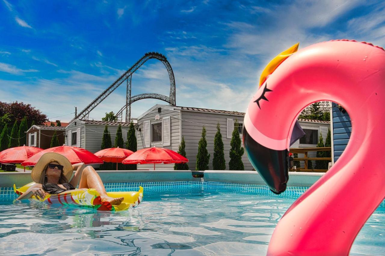 Holiday Park Затор Экстерьер фото