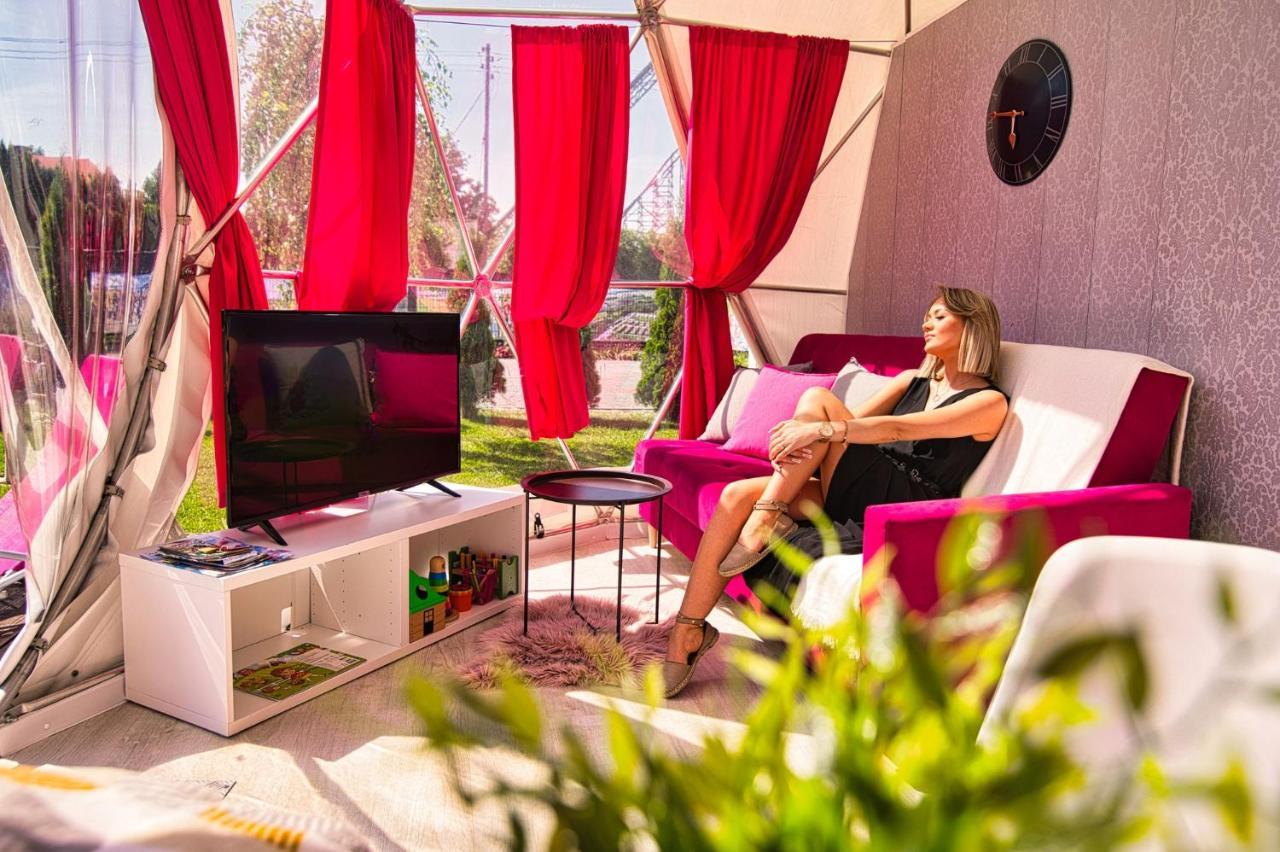 Holiday Park Затор Экстерьер фото