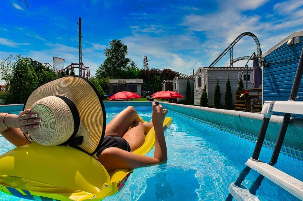 Holiday Park Затор Экстерьер фото
