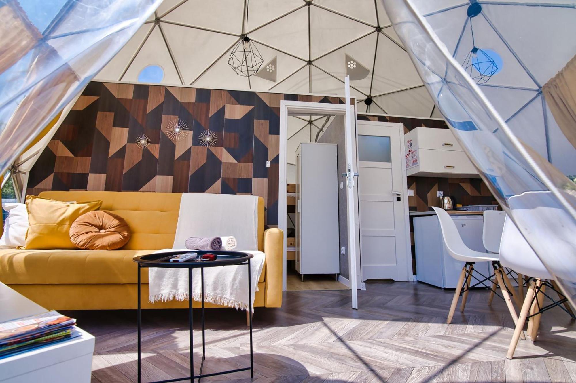 Holiday Park Затор Экстерьер фото